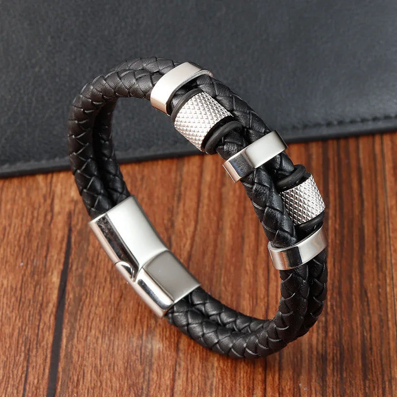 Bracelet homme en cuir tressé avec fermoir magnétique en acier