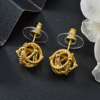 Boucles d'oreilles clous tête de mort style rock et tendance pour femme