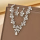Parure de bijoux classique femme : Collier et boucles d'oreilles