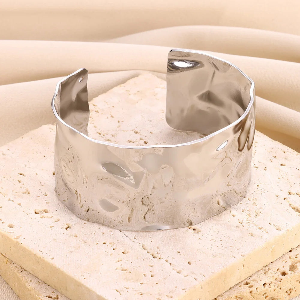 Bracelet Manchette Large Motif Floral – Bijou Vintage Élégant, Idée Cadeau Mariage