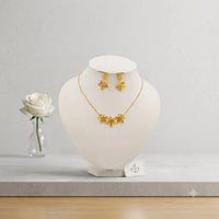 Ensemble Collier et Boucles d'OreillesDoré – Design Exclusif